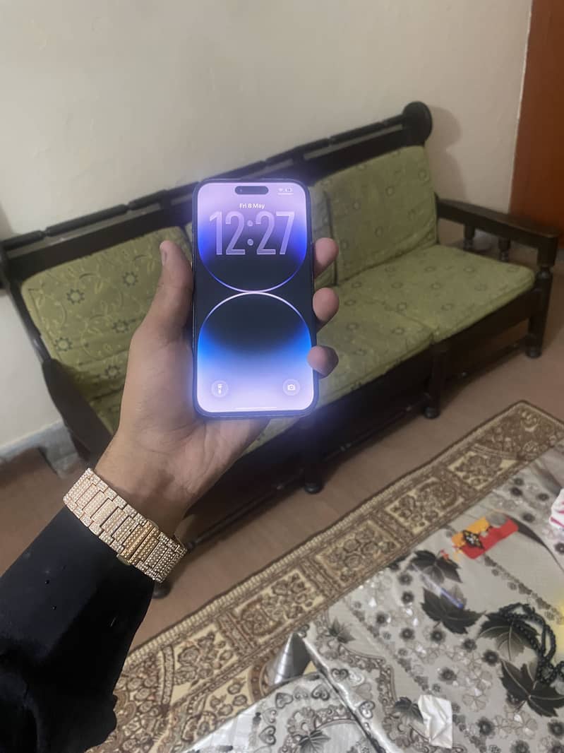 Iphone 14 pro jv 0