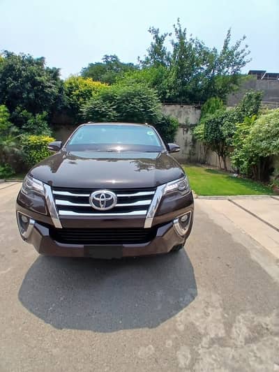 TOYOTA FORTUNER TOTAL GENUINE
