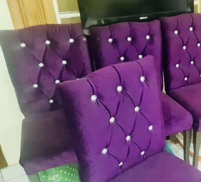 6 velvet chairs with stones for sale