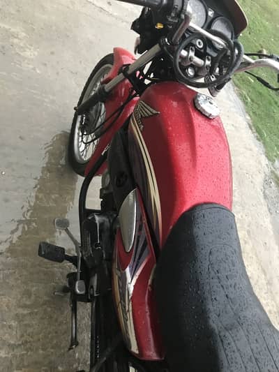 Honda pridor
