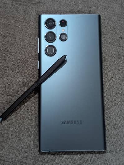 Samsung S22Ultra Pta Official. Snapdragon 8/128gb.