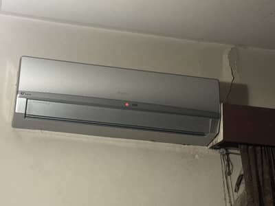 GREE 1.5 ton inverter g10