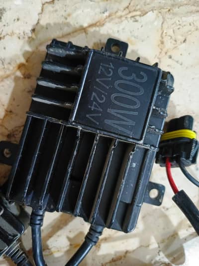 300watt Original Hid's with 9006 Hid bulbs complete set,