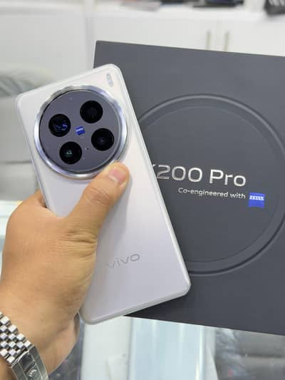 Vivo X200 pro 16/512 Official PTA