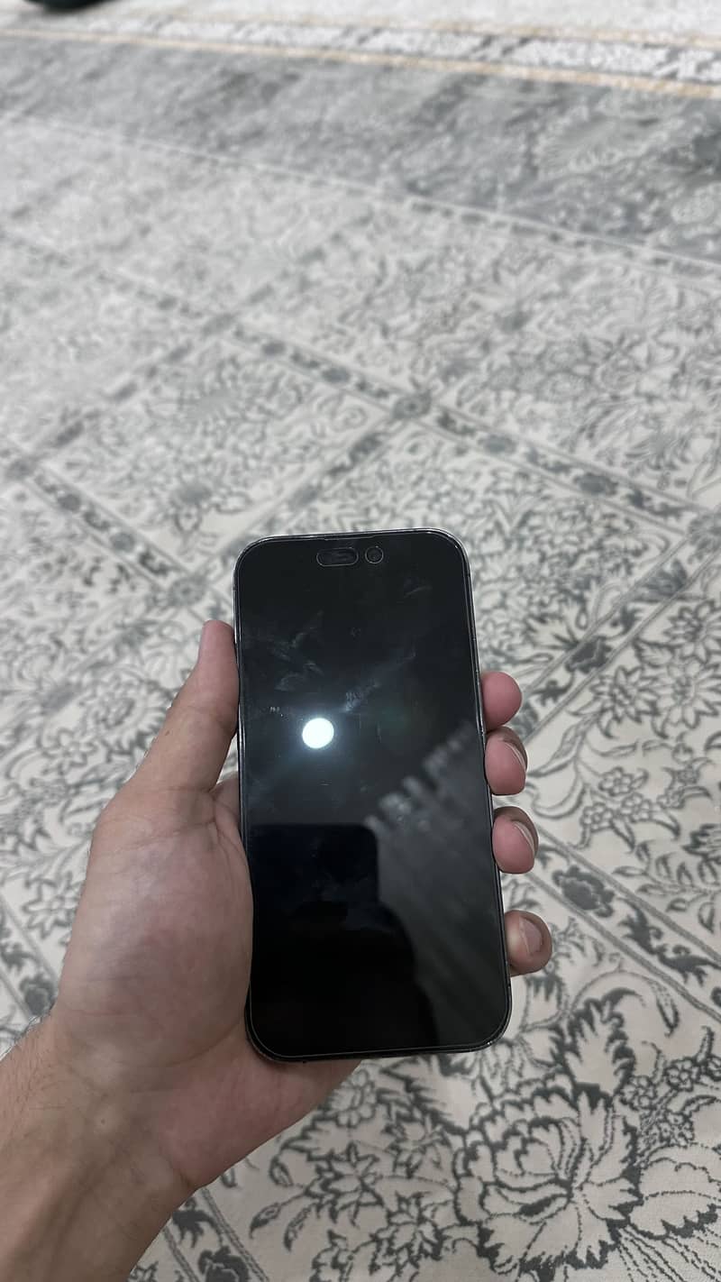 Iphone 14pro jv 3