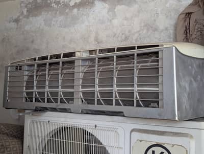 kenwood 1.5 ton split Ac. non inverter