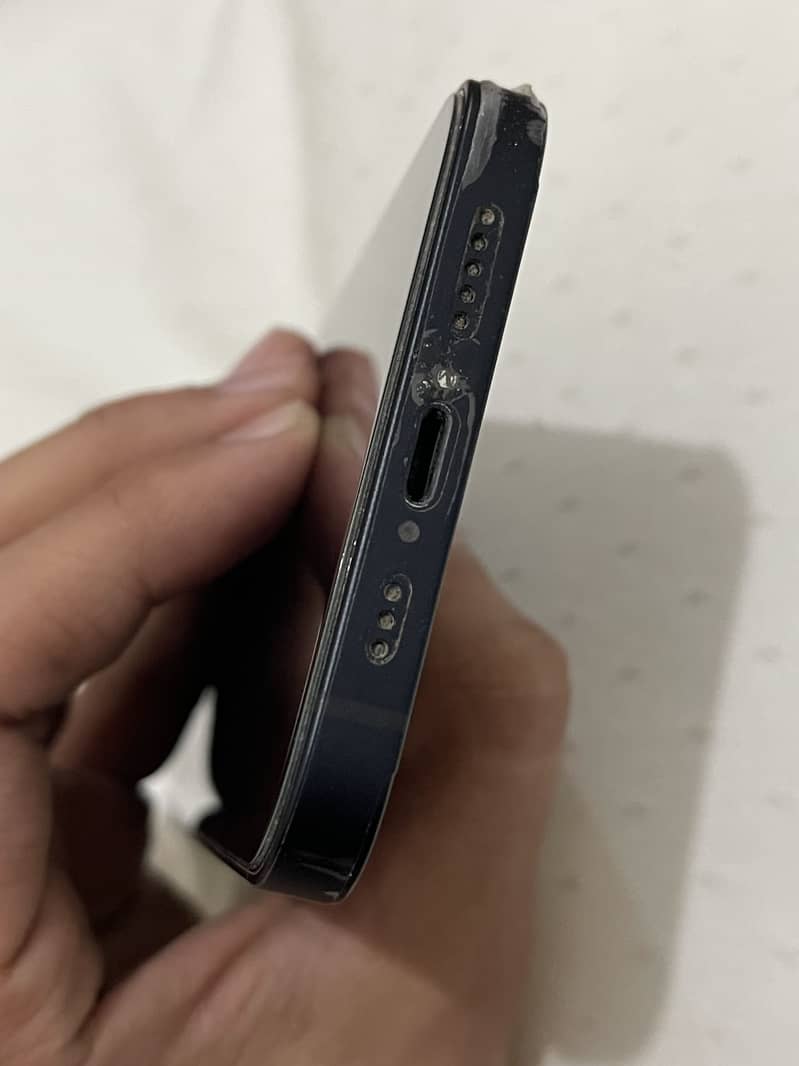iPhone 12 jv 4