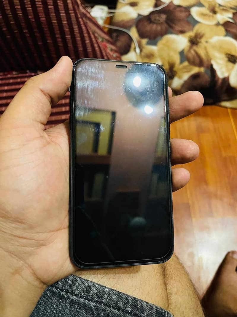 Apple Iphone 11 1