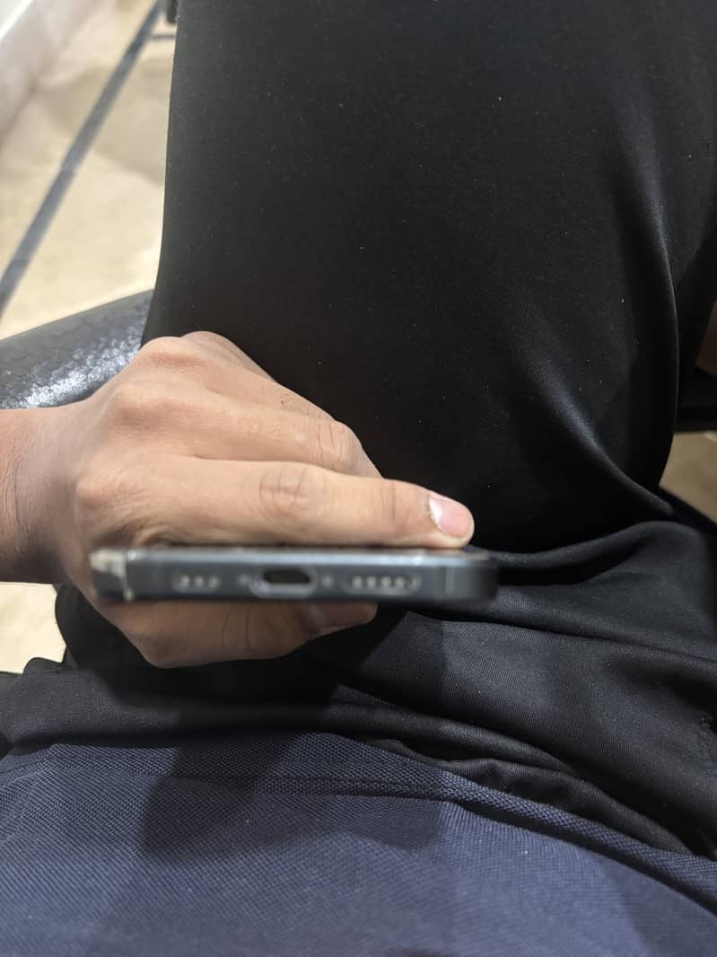Iphone 15 jv 5