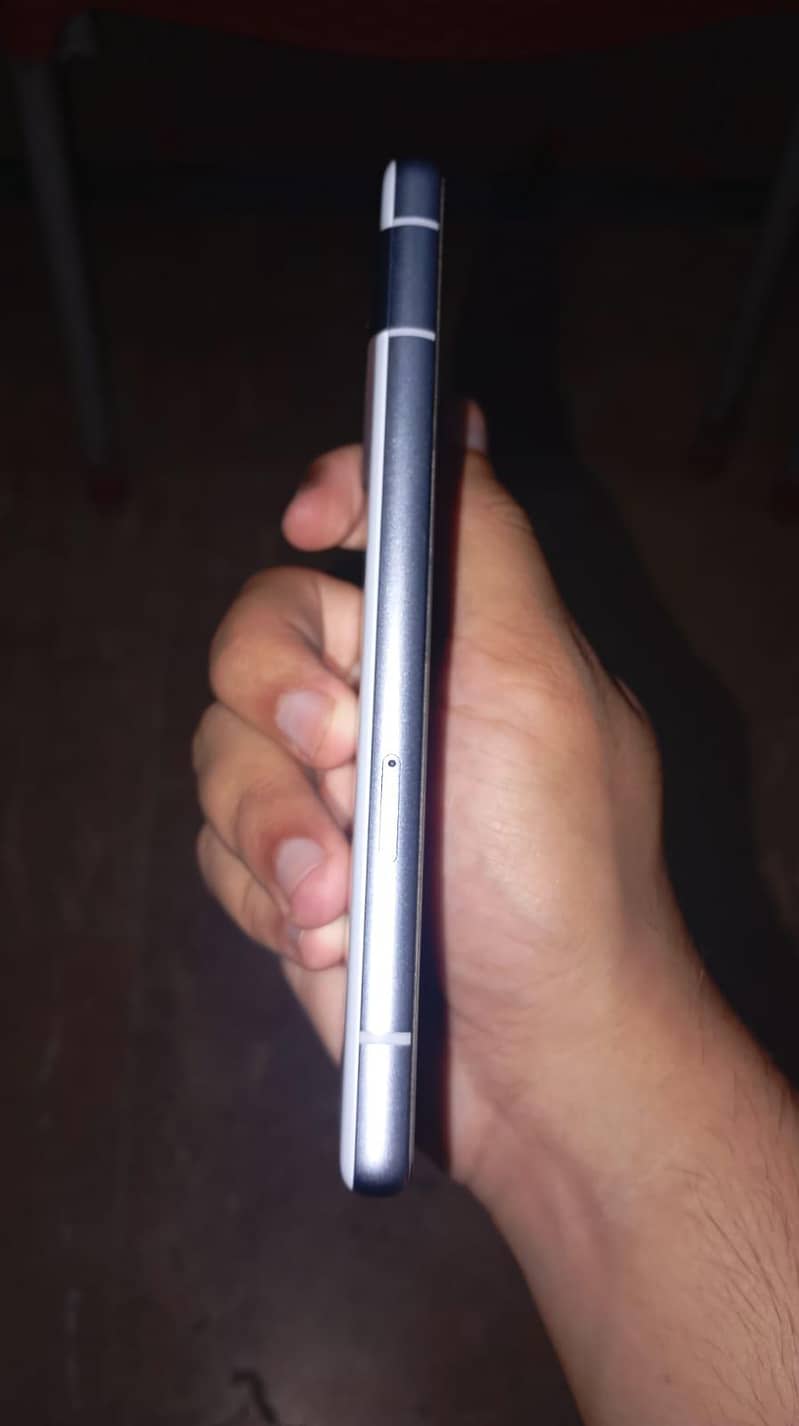 Google pixel 7a 2
