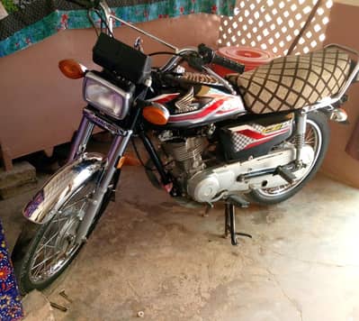 CG 125 2024 Modell