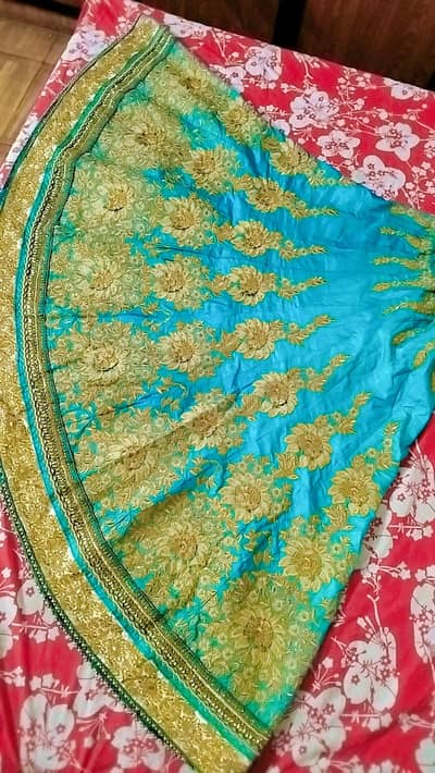 party wear lehnga