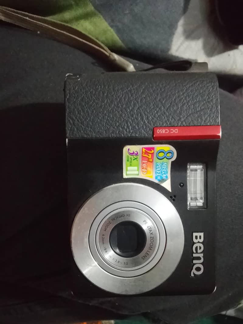 BenQ digital camera 1