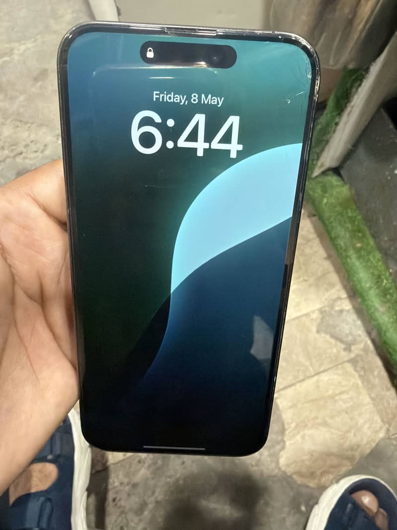 iPhone 15 pro max 5
