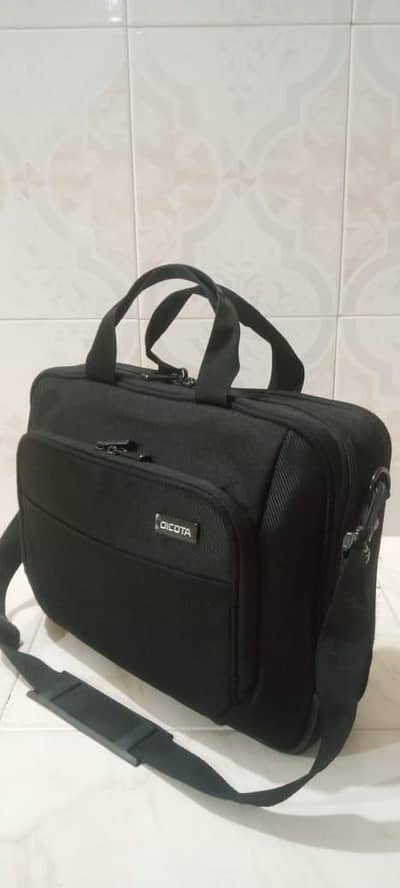 laptop bag branded