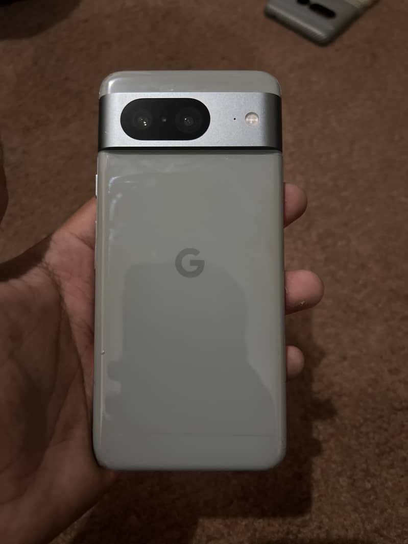 Google pixel 8 1