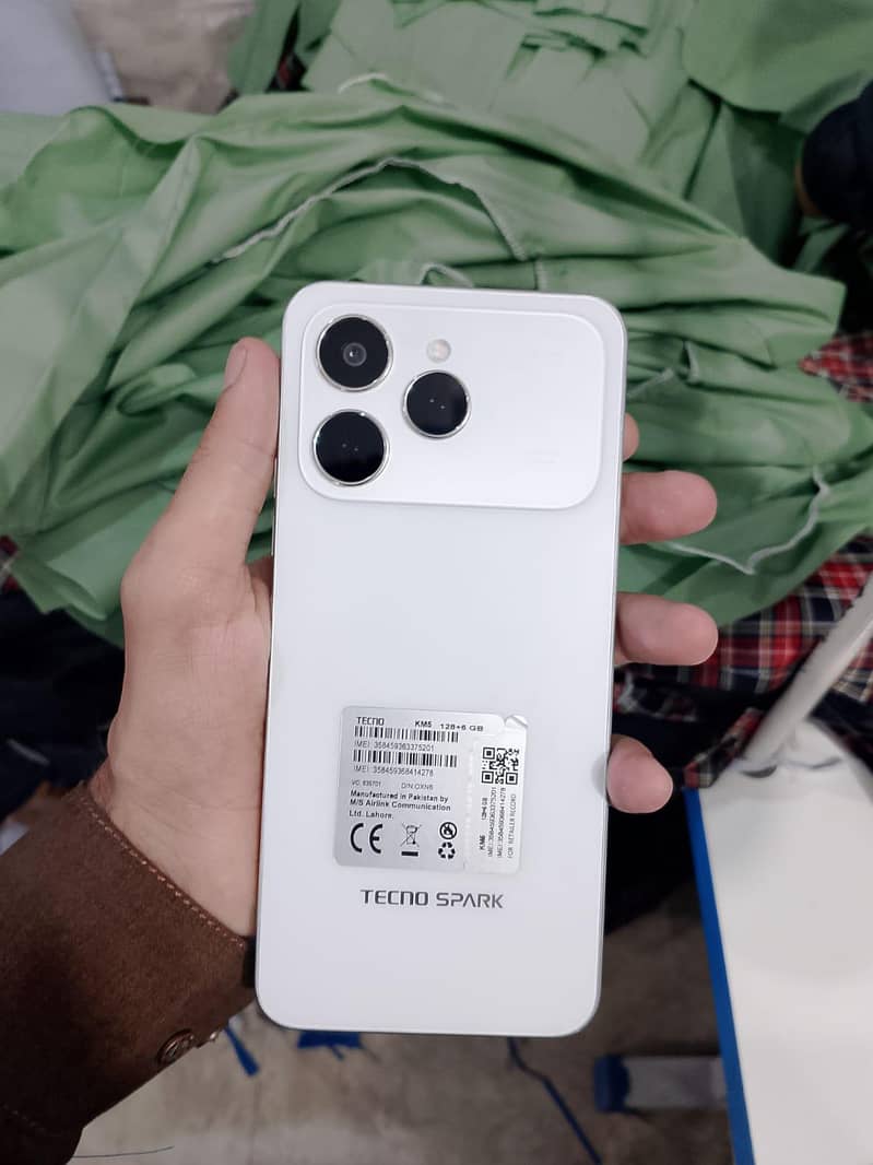 techno spark 40 0