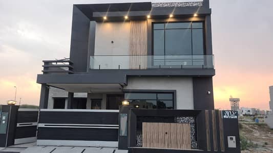 9-Marla Stunning Modern Designer Bungalow For Sale In Heart Of DHA Phase 4, Block KK.