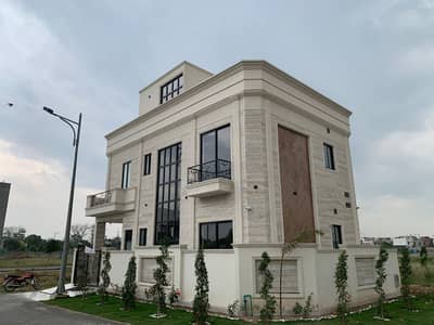5 Marla Corner House For Sale Back To 100ft Road &Amp; Park