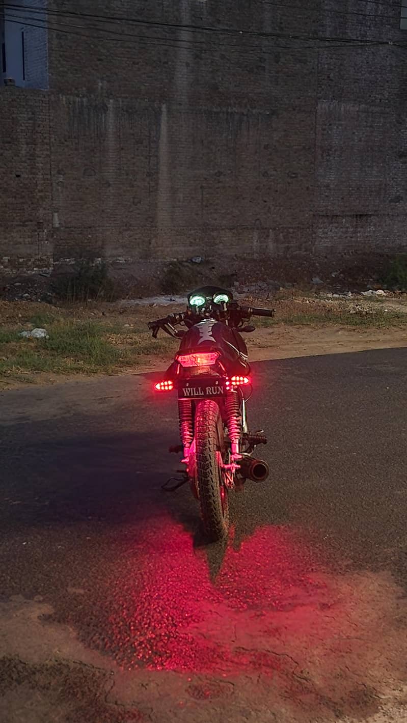 ybr 125 1