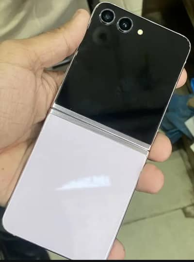 Samsung Galaxy Z flip 5 512
