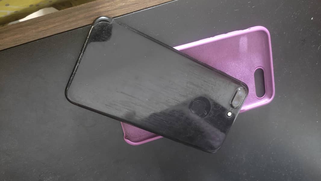 Apple iPhone 7 Plus 4