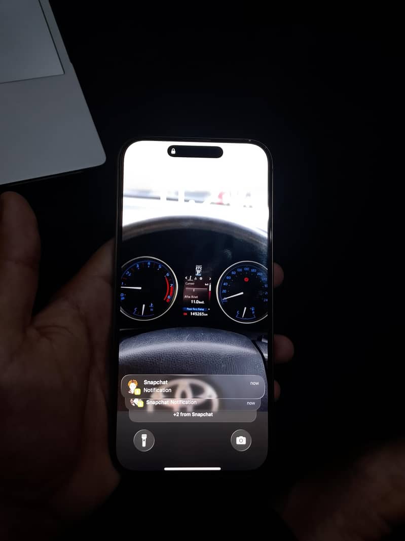 iPhone 16 pro max 3