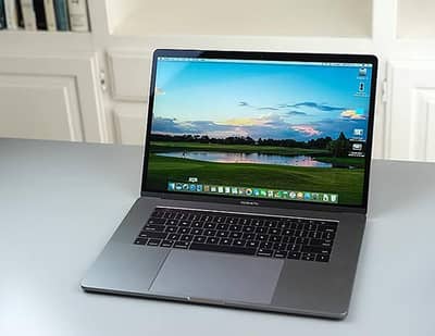 MacBook pro (2016) 15 inch Display