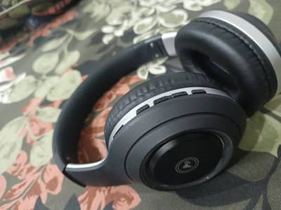 Bluetooth headset