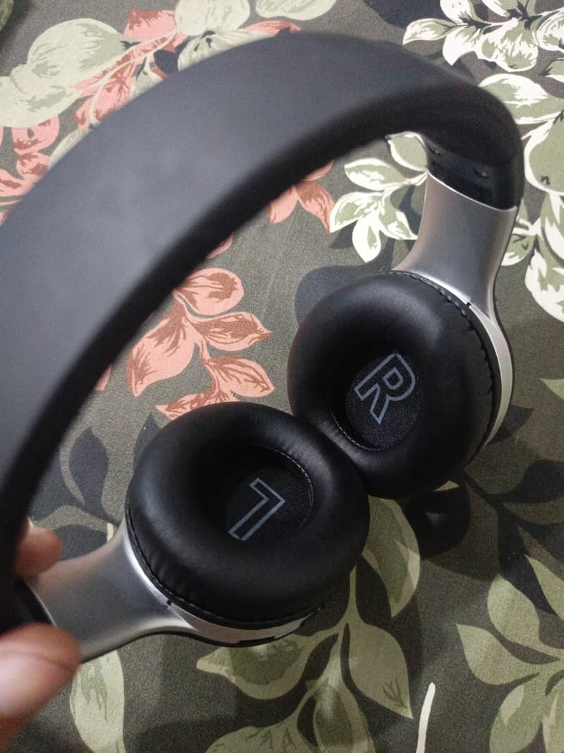 Bluetooth headset 2