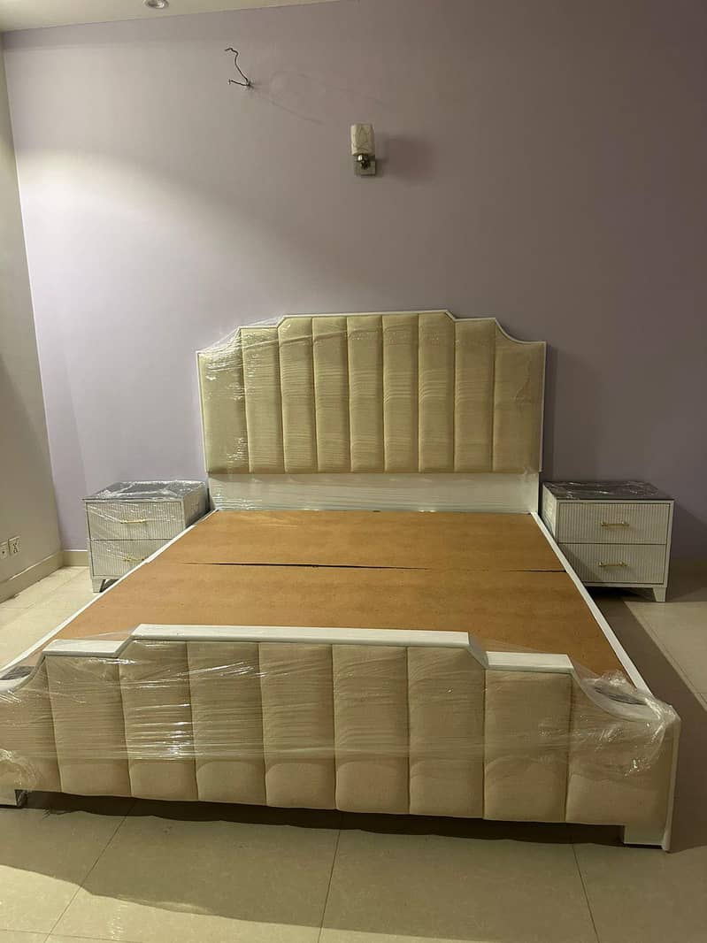 Bed dressing two sides tabla 0