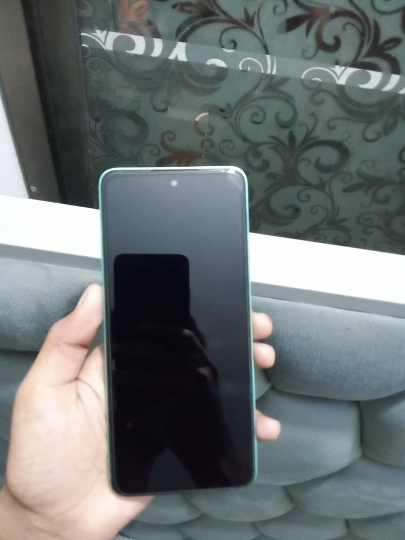 Tecno Camon 19 6