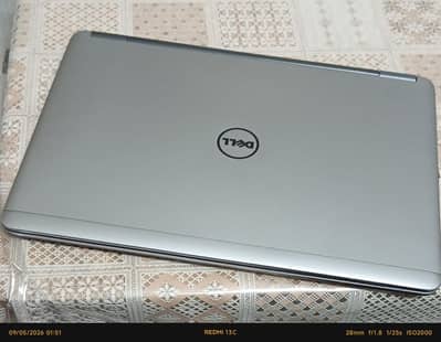 core i7 and 4th generation  and 113 MB graphic card