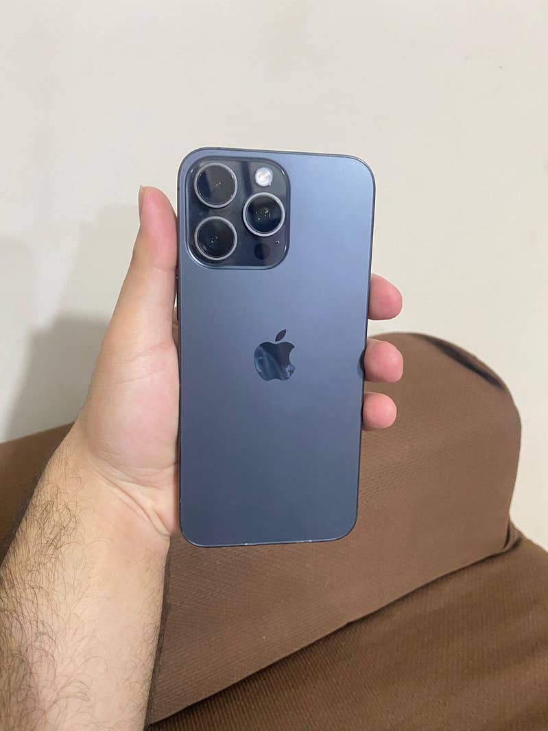 IPhone 15 Pro Max 1
