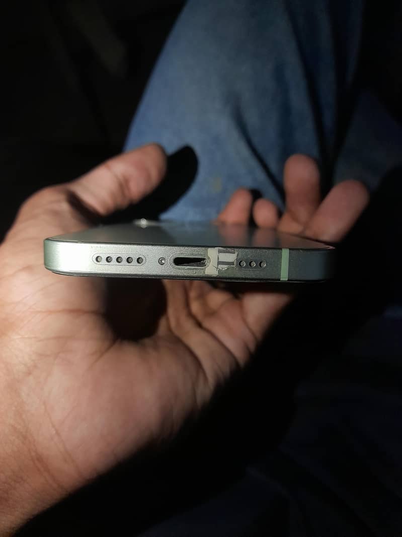 Iphone 12 3