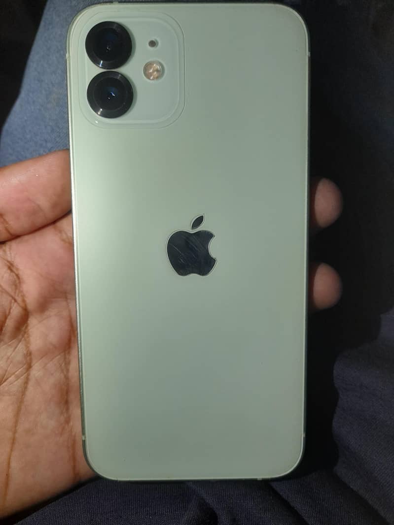 Iphone 12 4