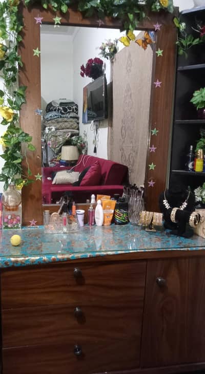 Wooden Bed for Sale – Good Condition