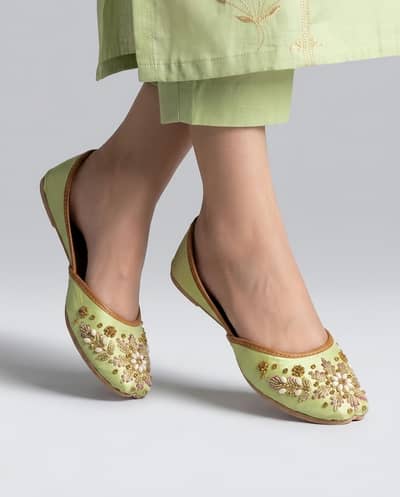 FANCY KHUSA STYLE - MULTANI KHUSSA - DAPKA EMBROIDERY KHUSA - GIRL