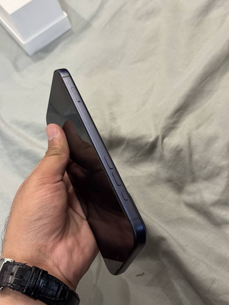 Iphone 17 Pro Max PTA 2