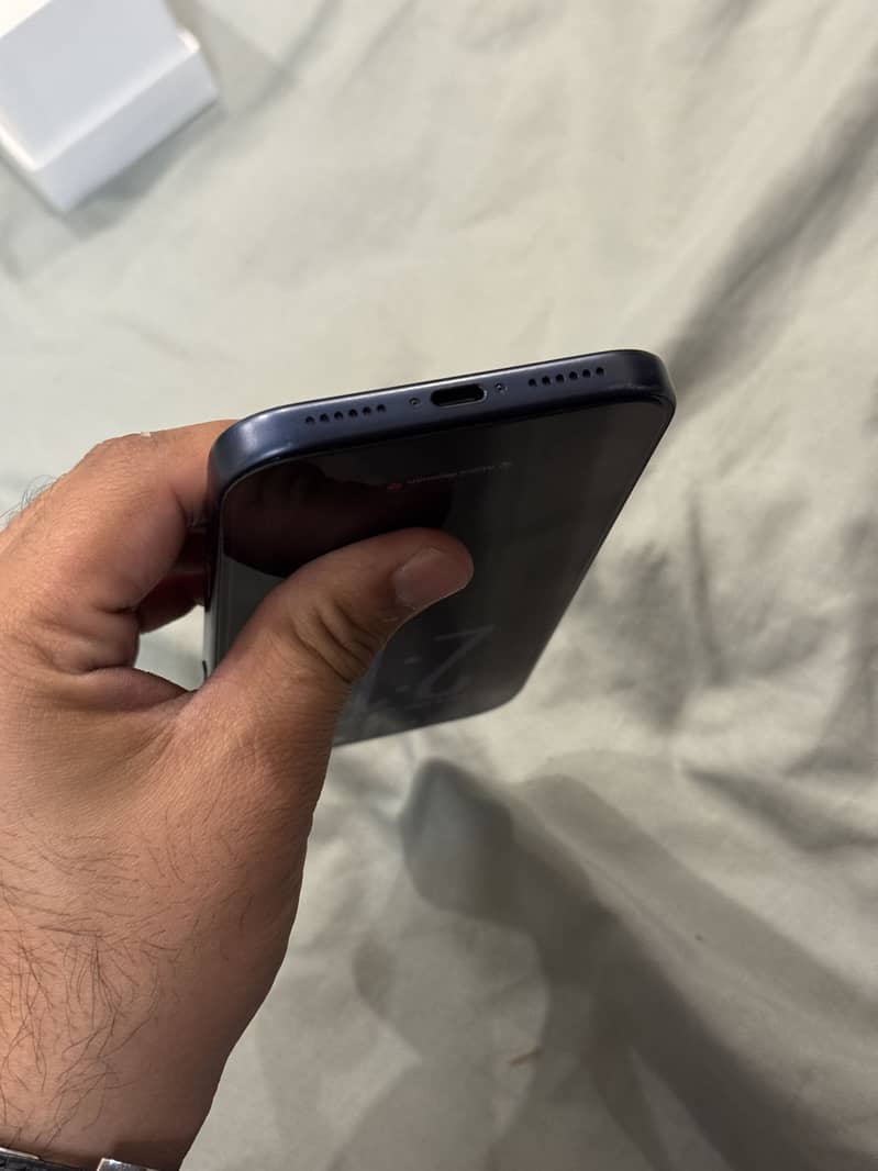 Iphone 17 Pro Max PTA 6