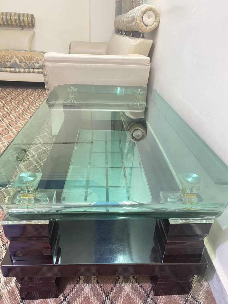 sofa set ( 7 seater) + table 10