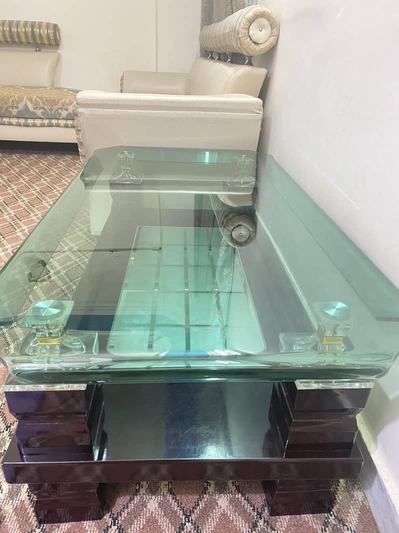sofa set ( 7 seater) + table 11