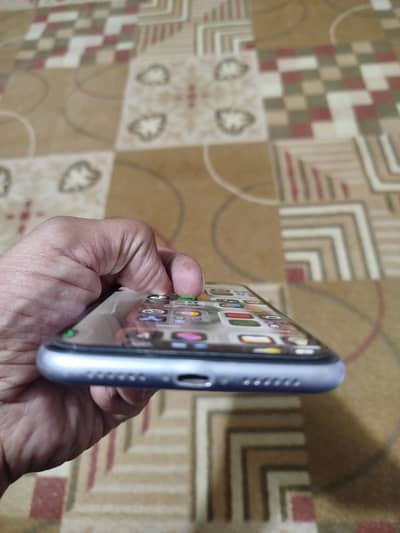 Iphone 11 factory unlock