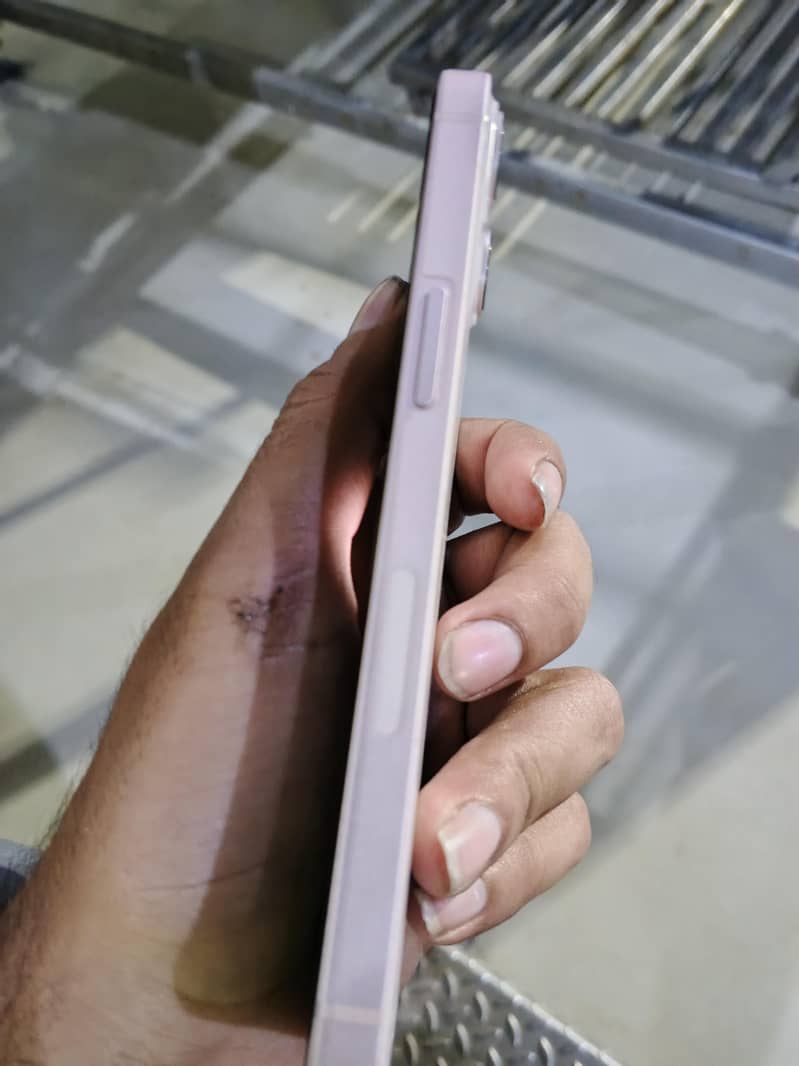 Iphone 13 jv 0