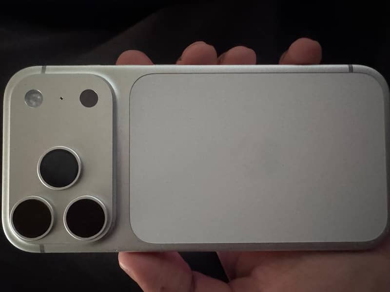 Iphone 17 pro 1