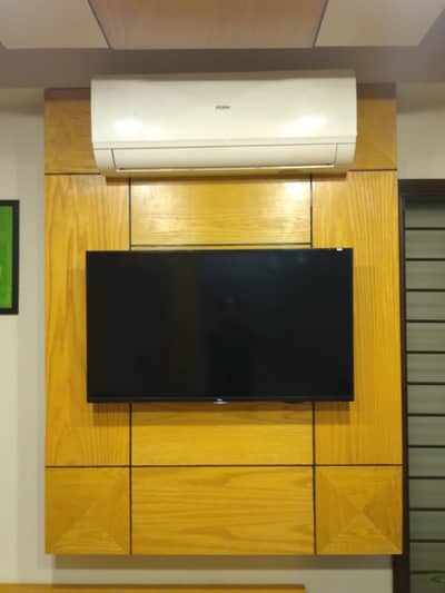 Led wall  (wooden)