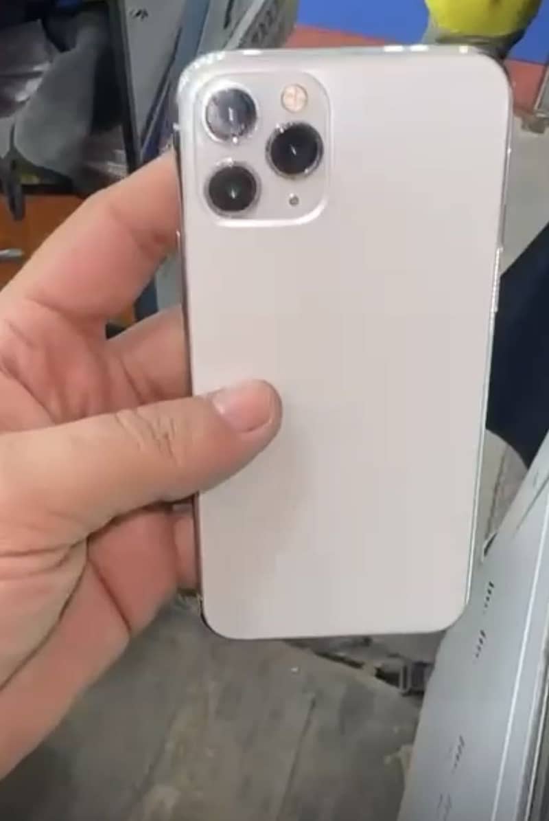 iPhone 11 pro 0