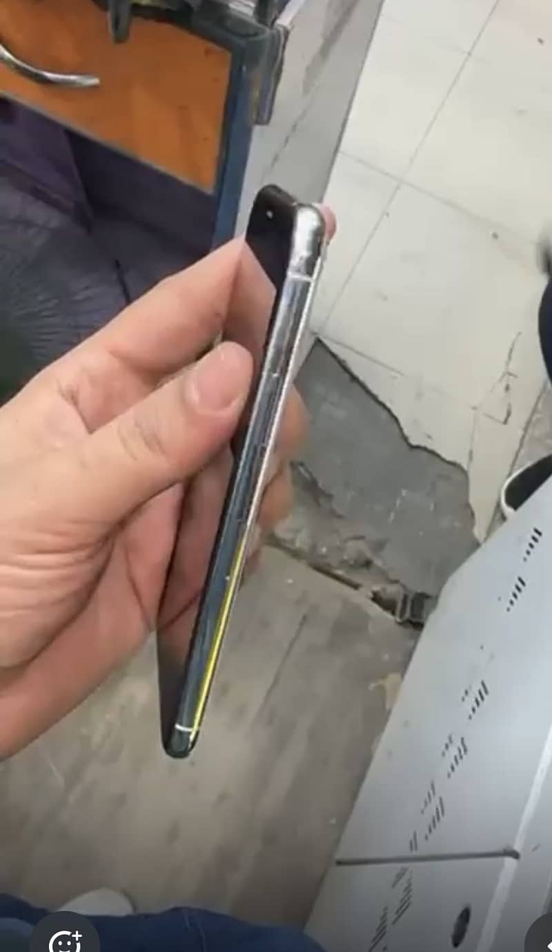 iPhone 11 pro 3