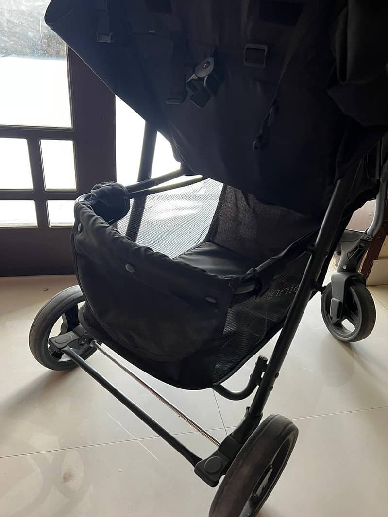 stroller 5