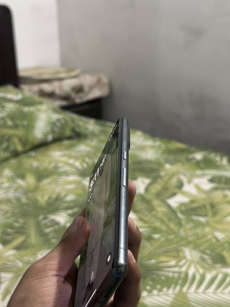 Google Pixel 7 pro 9